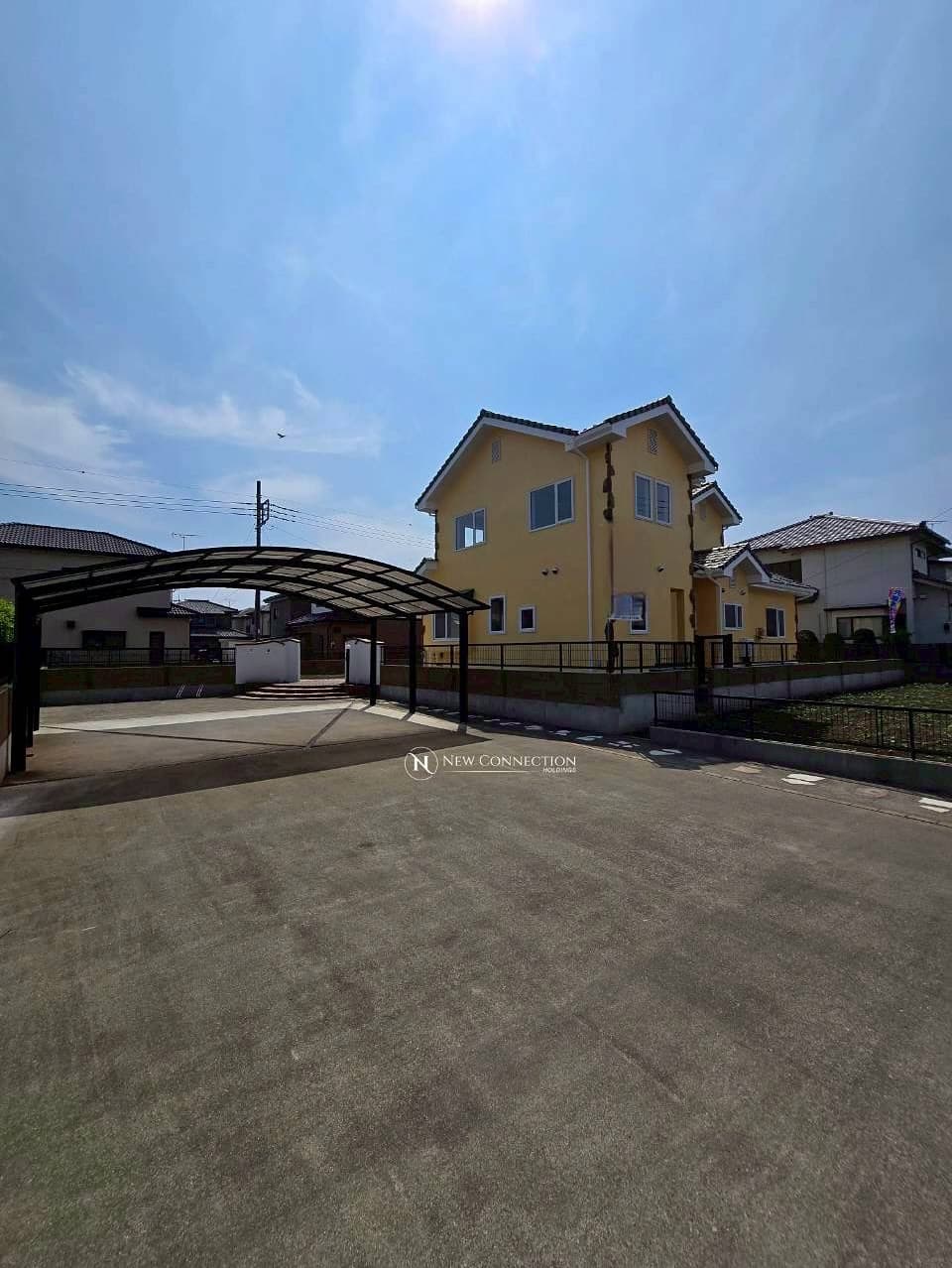 Spacious 5-Bedroom House with Large Lot in Isesaki, Gunma