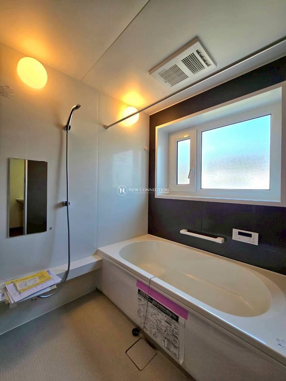 Spacious 5-Bedroom House with Large Lot in Isesaki, Gunma