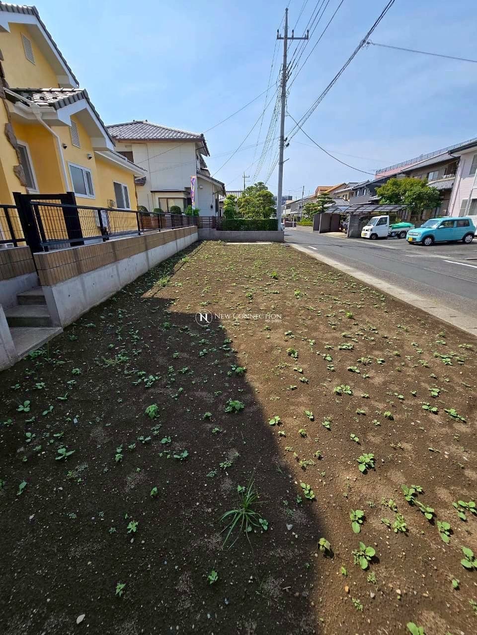 Spacious 5-Bedroom House with Large Lot in Isesaki, Gunma